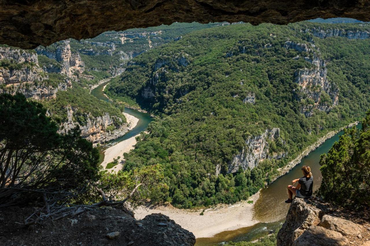 Roulottes Et Cabanes De Saint Cerice 보귀에 외부 사진